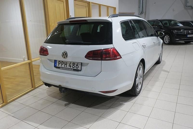 Begagnad VW Golf VII GT 140 HK (102 kW) 2013 Vit Kombi