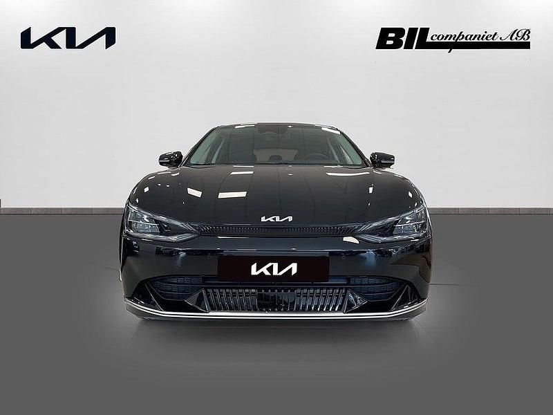 Begagnad Kia EV6 239 kW (325 HK) 2023 Svart SUV