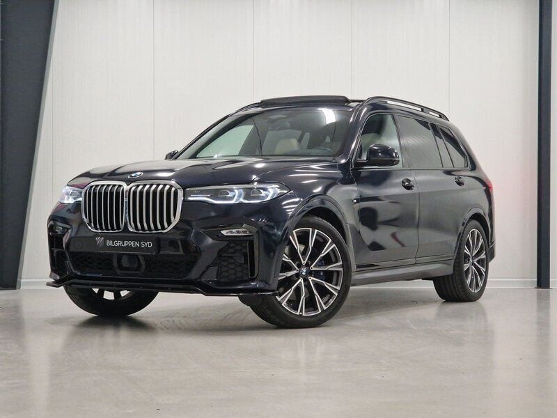 Vit Begagnad 2019 BMW X7 M Sport SUV | 729 900 kr - Bild 1/4