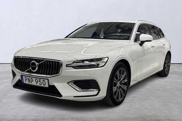 Begagnad Volvo V60 Inscription 341 HK (250 kW) 2021 Vit Kombi