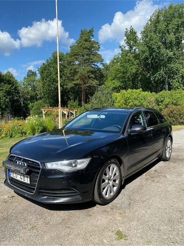 Svart Begagnad 2012 Audi A6 Kombi | 75 000 kr (Bra pris) - Bild 1/4