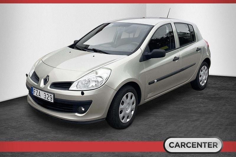 Ljusgrå Begagnad 2007 Renault Clio R.S. Halvkombi | 29 500 kr (Marknadspris) - Bild 1/4