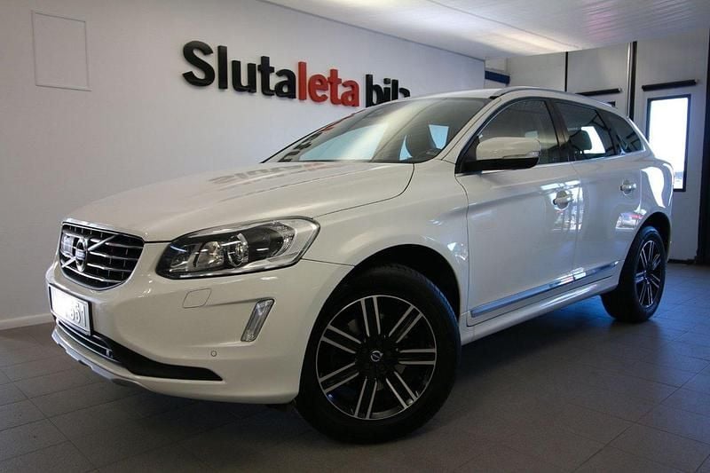 Vit Begagnad 2017 Volvo XC60 Standard SUV | 239 900 kr (Marknadspris) - Bild 1/4