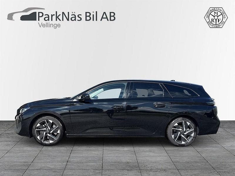 Svart Begagnad 2022 Peugeot 308 Allure Kombi | 304 900 kr (Marknadspris) - Bild 1/4