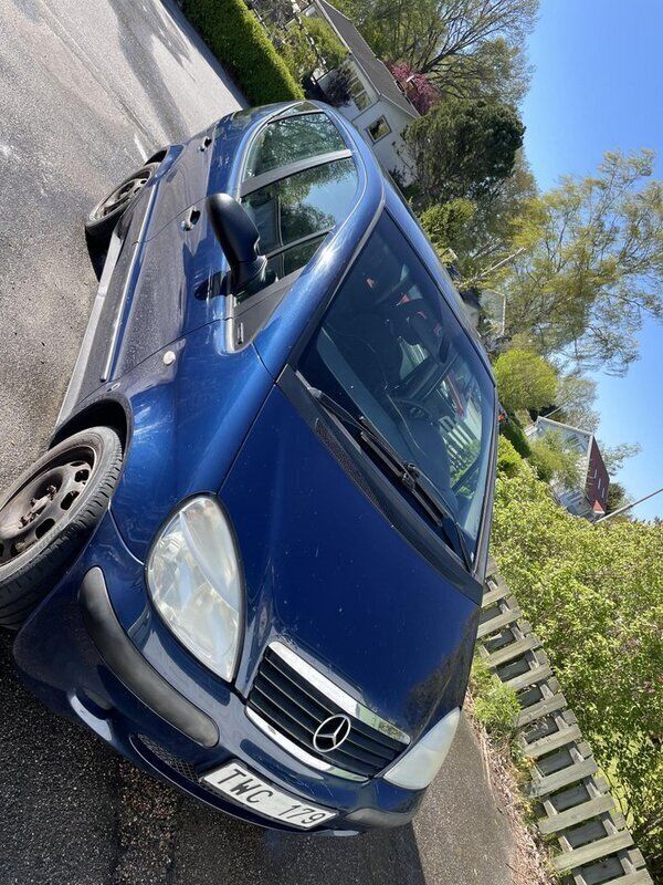 Blå Begagnad 2002 Mercedes A160 Halvkombi | 17 000 kr - Bild 1/4