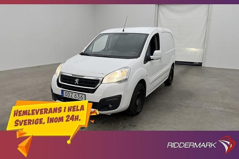 Vit Begagnad 2016 Peugeot Partner Minibuss | 89 800 kr (Bra pris) - Bild 1/3