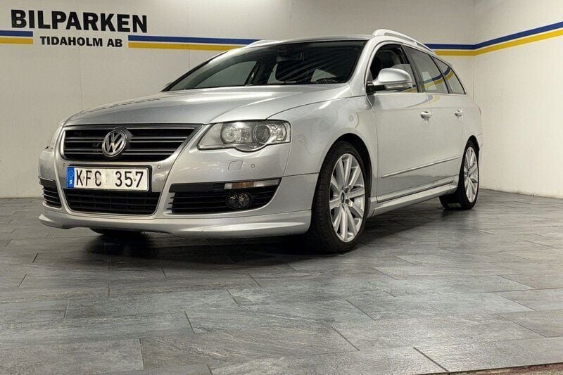 Silver Begagnad 2009 VW Passat Sportline Kombi | 49 900 kr (Marknadspris) - Bild 1/4
