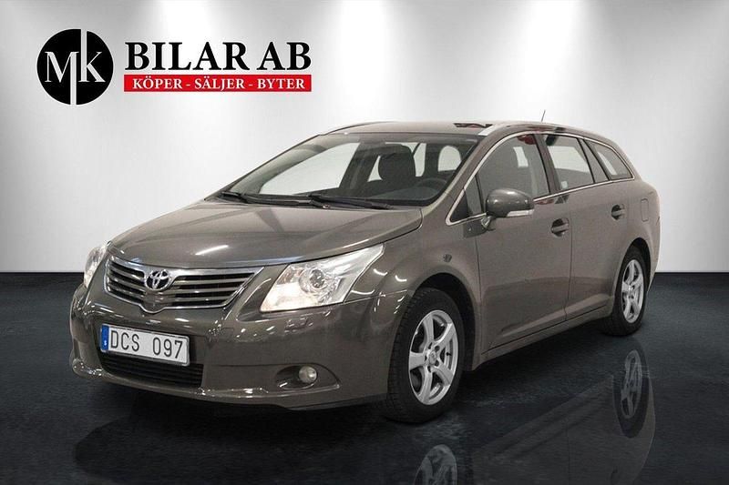 Grön Begagnad 2009 Toyota Avensis Business Edition Kombi | 79 900 kr (Marknadspris) - Bild 1/4
