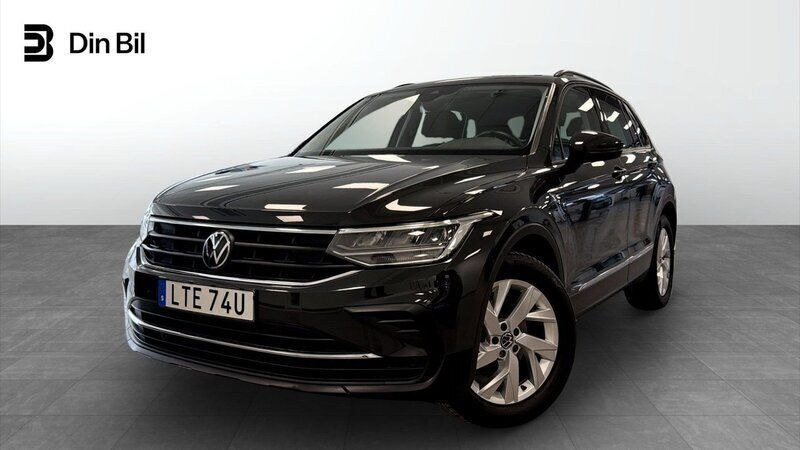 Grå Begagnad 2022 VW Tiguan SUV | 284 900 kr (Marknadspris) - Bild 1/4