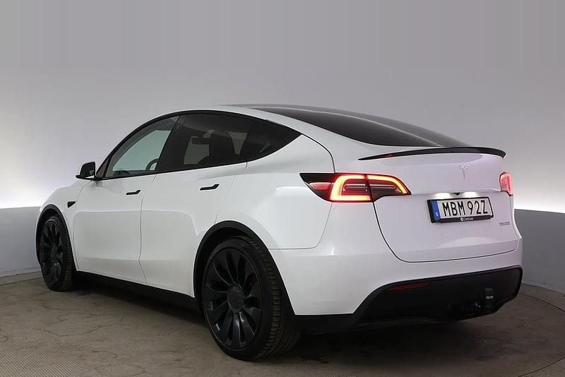 Begagnad Tesla Model Y Performance 392 kW (534 HK) 2023 Vit SUV