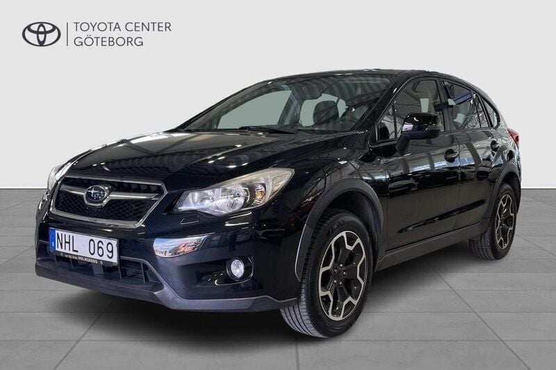 Svart Begagnad 2012 Subaru XV SUV | 149 900 kr (Marknadspris) - Bild 1/4