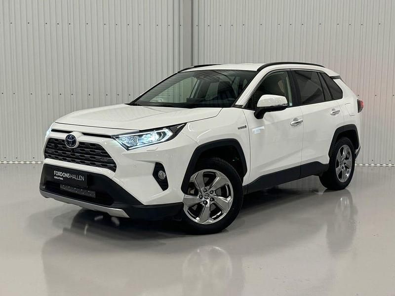Vit Begagnad 2020 Toyota RAV4 Hybrid Executive SUV | 394 900 kr (Dyr) - Bild 1/4