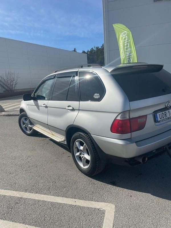 Begagnad BMW X5 286 HK (210 kW) 2003 Silver färgad SUV