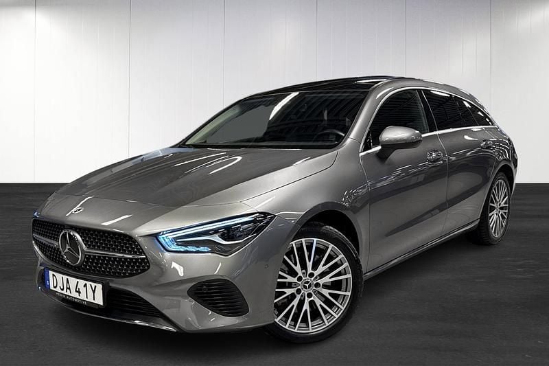 Begagnad Mercedes CLA250e Shooting Brake 2024 Grå Kombi
