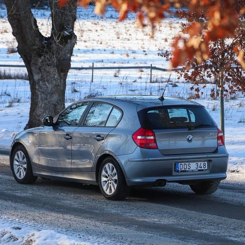 Begagnad BMW 118 143 HK (105 kW) 2011 Halvkombi