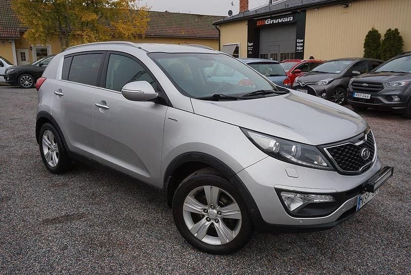 Grå Begagnad 2013 Kia Sportage EX SUV | 69 900 kr (Marknadspris) - Bild 1/4