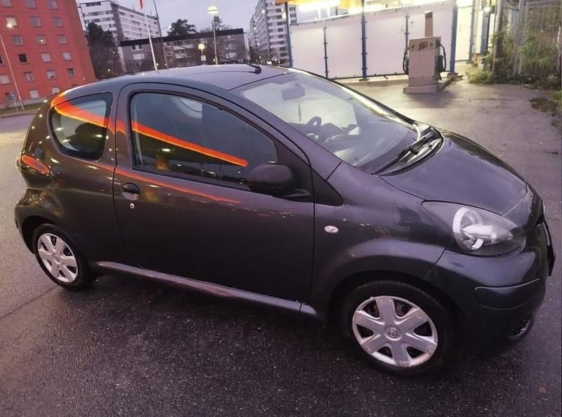 Begagnad Toyota Aygo 68 HK (50 kW) 2011 Halvkombi
