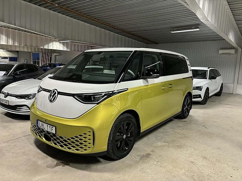 Flerfärgad Begagnad 2023 VW ID. Buzz Pro Minibuss | 549 000 kr (Lite dyr) - Bild 1/4