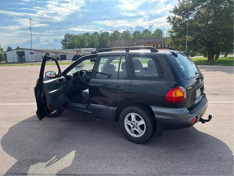 Begagnad 2004 Hyundai Santa Fe SUV | 25 500 kr (Marknadspris) - Bild 1/4