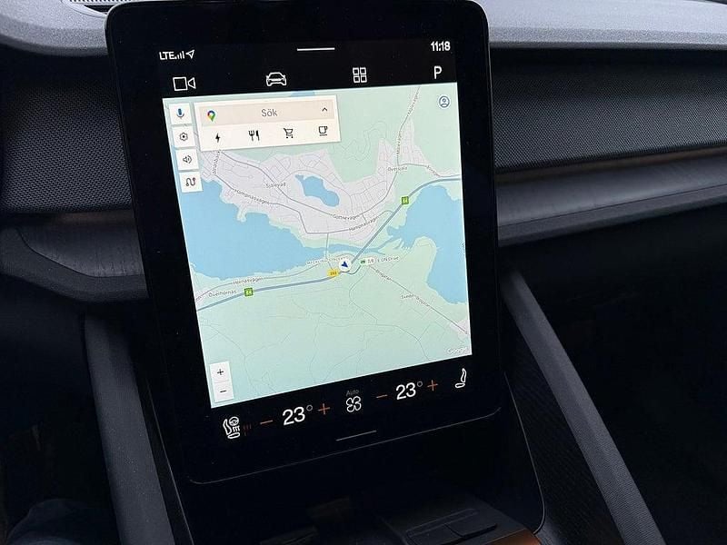 Mörkblå Begagnad 2021 Polestar 2 Pilot Halvkombi | 359 900 kr (Marknadspris) - Bild 1/4