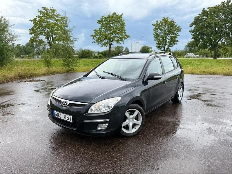 Svart Begagnad 2009 Hyundai i30 Kombi | 16 500 kr (Superpris) - Bild 1/4