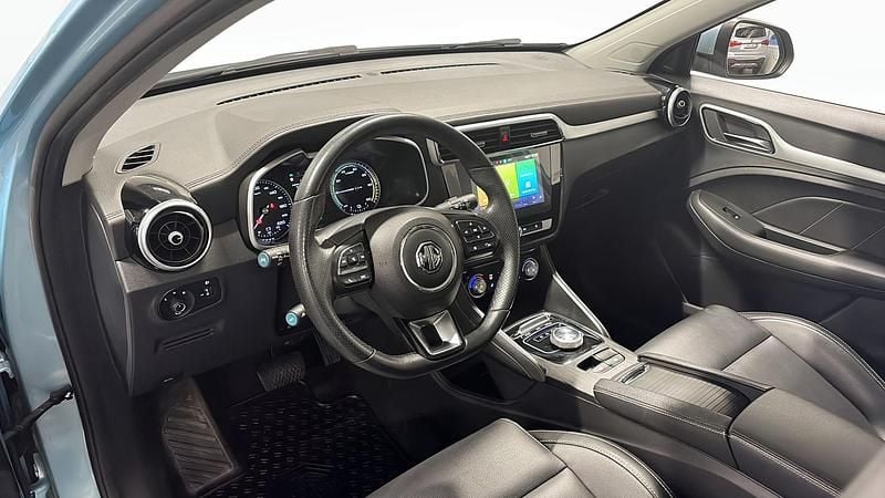 Begagnad MG ZS Luxury 105 kW (143 HK) 2020 Blå SUV