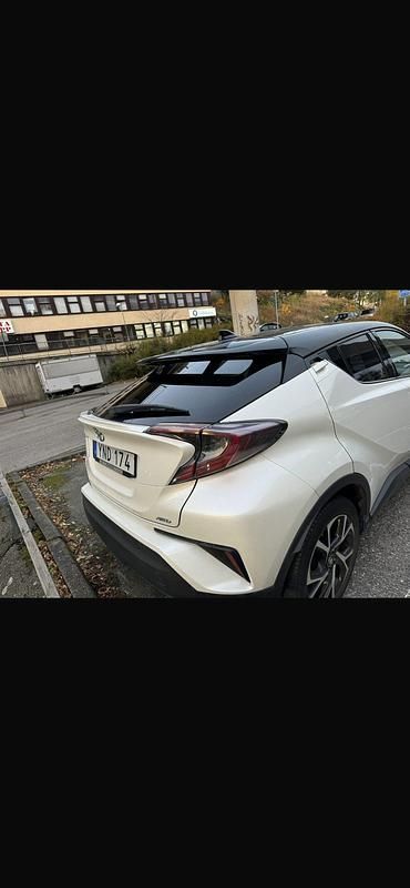 Begagnad Toyota C-HR Multidrive S 116 HK (85 kW) 2017 SUV