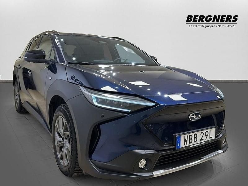 Begagnad Subaru Solterra 160 kW (218 HK) 2022 Mörkblå SUV