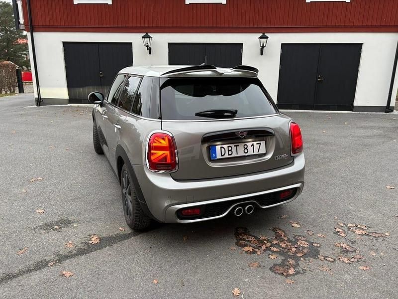 Begagnad Mini Cooper S 192 HK (141 kW) 2019 Halvkombi