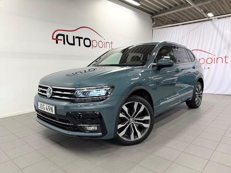 Begagnad VW Tiguan Allspace R-line 200 HK (147 kW) 2020 Blå (petroleum blue metallic) SUV