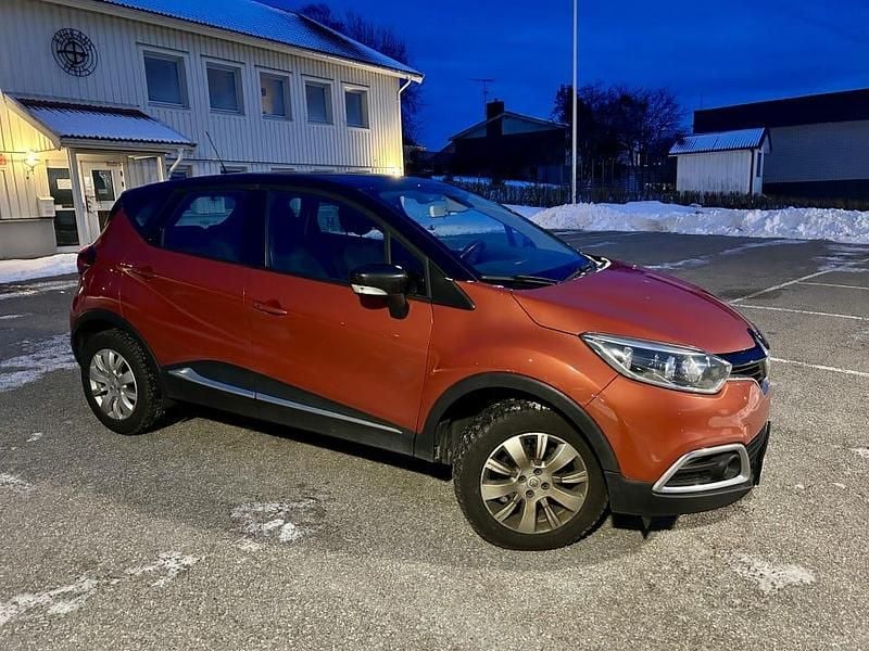 Begagnad Renault Captur 90 HK (66 kW) 2016 SUV