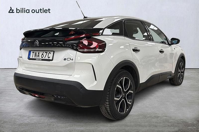 Begagnad Citroën e-C4 100 kW (136 HK) 2022 Vit Halvkombi