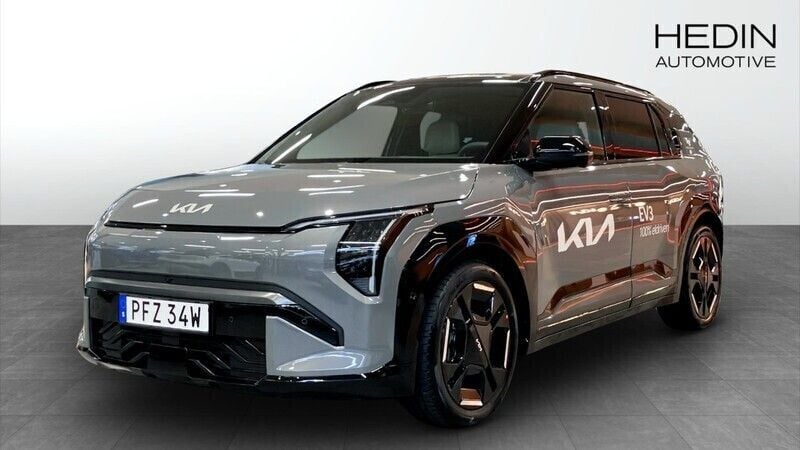 Grå Begagnad 2024 Kia EV3 GT-Line SUV | 529 900 kr (Marknadspris) - Bild 1/4