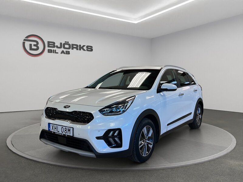 Vit Begagnad 2019 Kia Niro Advance SUV | 178 500 kr (Marknadspris) - Bild 1/4