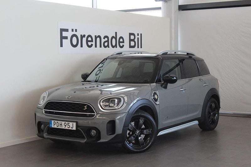 Grå Begagnad 2021 Mini Countryman SUV | 329 000 kr (Marknadspris) - Bild 1/4