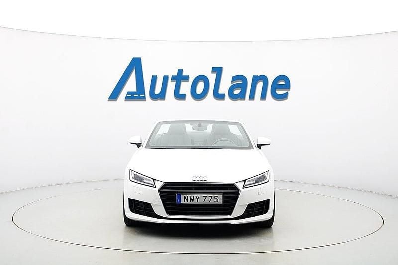 Begagnad Audi TT Roadster 180 HK (132 kW) 2017 Vit Cab