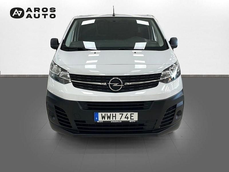 Begagnad Opel Vivaro Business 144 HK (105 kW) 2023 Vit Minibuss