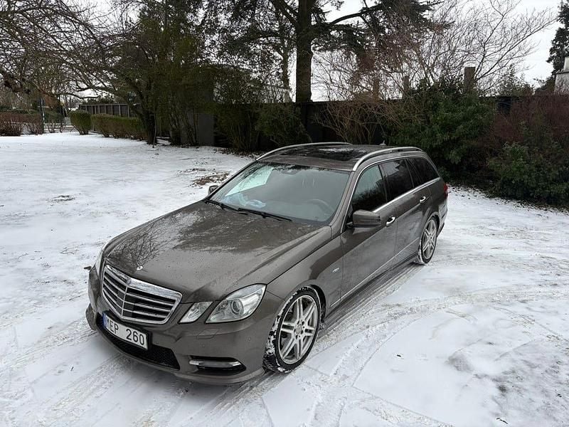 Begagnad Mercedes E350 AMG 265 HK (194 kW) 2012