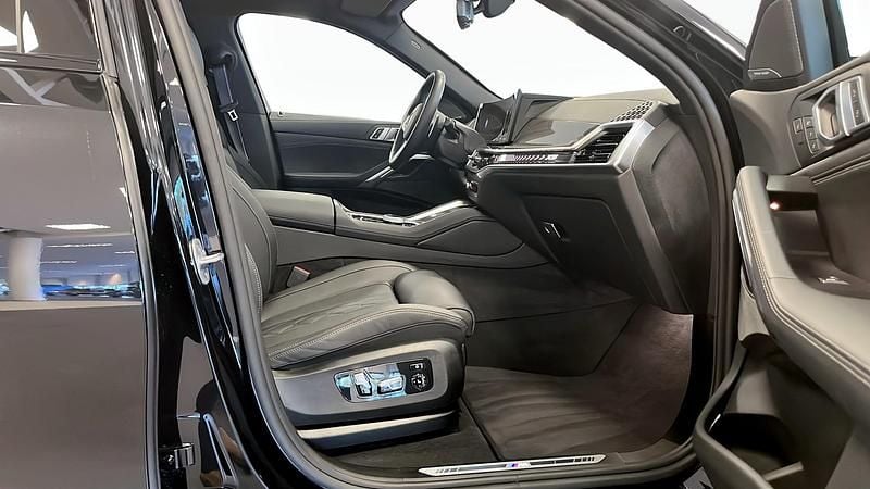 Begagnad BMW X6 Comfort Edition 286 HK (210 kW) 2025 Svart (black) SUV