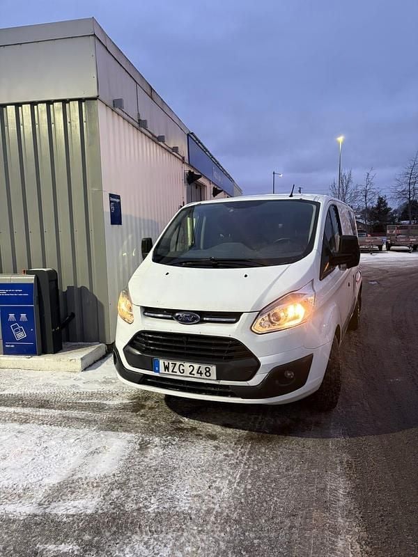 Begagnad 2015 Ford Transit Custom | 75 000 kr (Marknadspris) - Bild 1/3