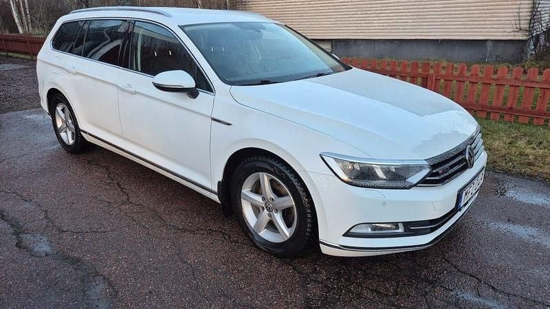 Begagnad 2016 VW Passat Kombi | 125 000 kr (Bra pris) - Bild 1/4