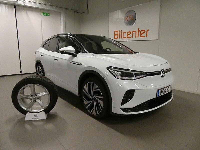 Vit Begagnad 2021 VW ID.4 GTX SUV | 399 800 kr (Marknadspris) - Bild 1/3
