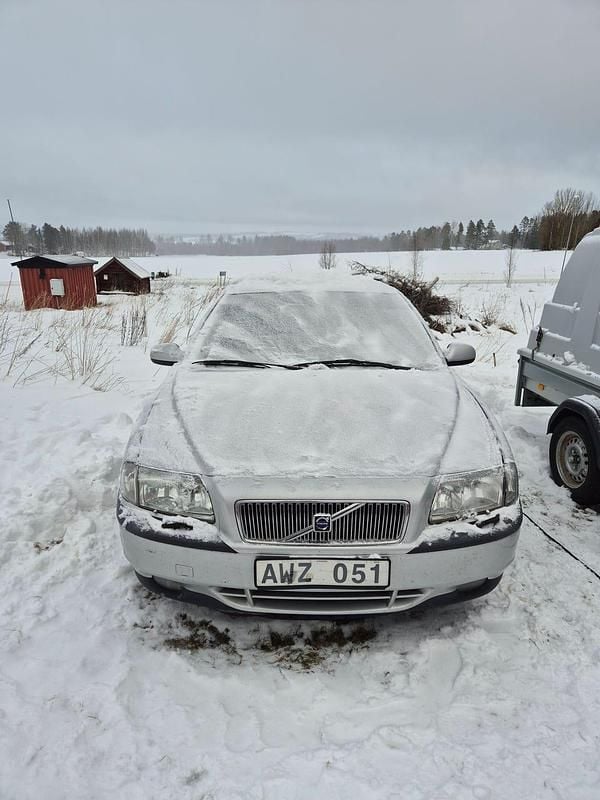 Begagnad 1999 Volvo S80 Sedan | 10 000 kr (Superpris) - Bild 1/4