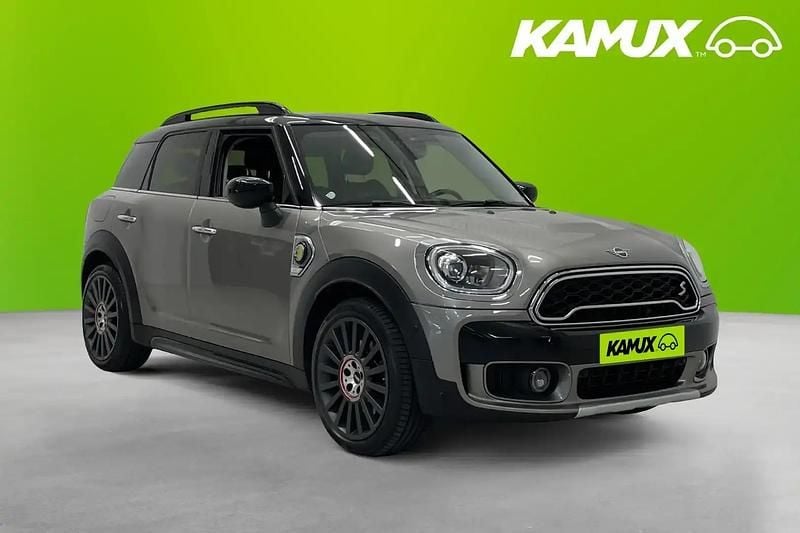 Silver/grå Begagnad 2020 Mini Countryman SUV | 238 900 kr (Marknadspris) - Bild 1/4
