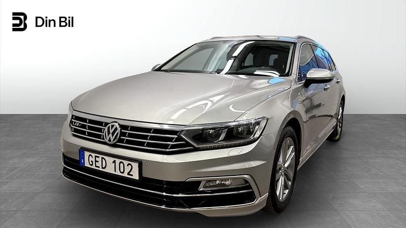 Begagnad VW Passat 190 HK (139 kW) 2017 Silver Kombi