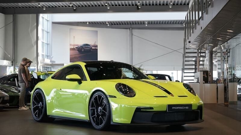 Begagnad 2021 Porsche 911 GT3 Sportkupé | 2 195 000 kr (Marknadspris) - Bild 1/4