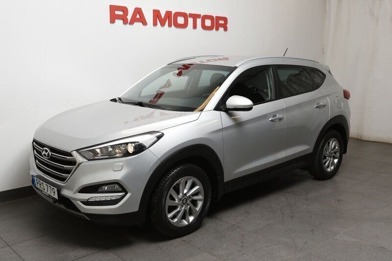 Silver Begagnad 2015 Hyundai Tucson Comfort SUV | 149 900 kr (Marknadspris) - Bild 1/3