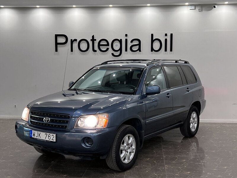 Begagnad Toyota Highlander 223 HK (164 kW) 2003 Ljusblå SUV
