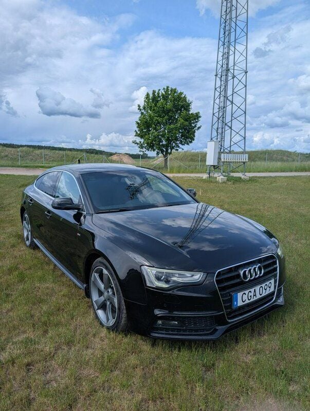 Svart Begagnad 2015 Audi A5 Sportback Proline Halvkombi | 150 000 kr (Bra pris) - Bild 1/4