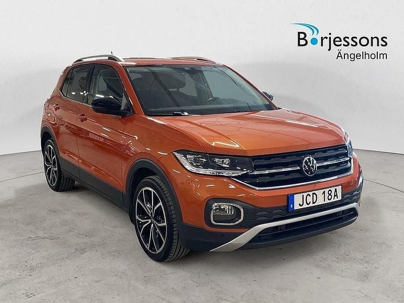 Begagnad VW T-Cross GT 112 HK (82 kW) 2022 Orange SUV